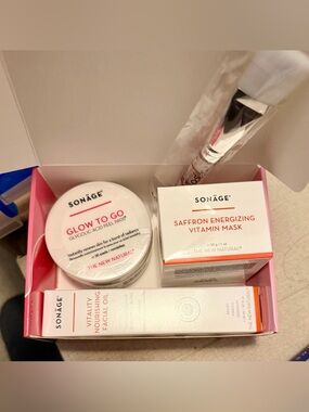 SONÄGE SKINCARE Glo-Getter Bundle NEW